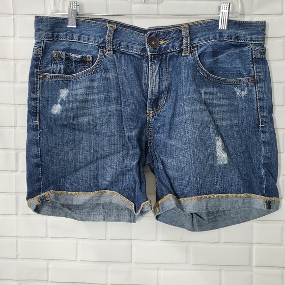 Guess Jean Blue Denim Distresses Jean Shorts - Picture 2 of 9